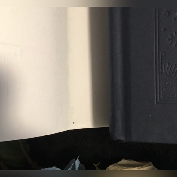 Carve The Mark - Carve The Mark Duology Book 1 - By Veronica Roth - Hardcover - Picture 16 of 16